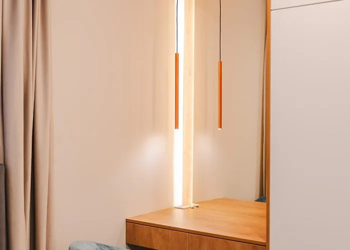 Elegant 2br Escape - Zorilor Charm With Parking *